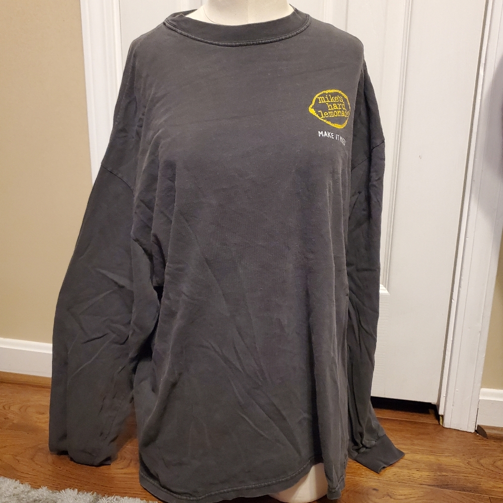 XL Mike's Hard Lemonade Promo T-Shirt